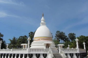 பிரபல பௌத்த விகாரையில் இரகசிய சந்திப்பை நடத்திய அரசாங்கத்தின் அதிருப்தியாளர்கள்