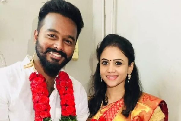 அந்த ஒரு பாடல்.. மணிமேகலை ஹுஸைனை திருமணம் செய்ய காரணமாக அமைந்த பாடல் | Manimegalai Loved Hussain After Watching This Song