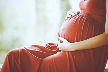 யாழில் வறுமையில் தவிக்கும் ஆயிரத்திற்கும் மேற்பட்ட கர்ப்பிணிப் பெண்கள்!