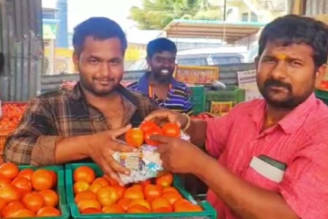 ஒரே நாளில் ரூ.4 லட்சம் சம்பாதித்த தக்காளி விவசாயி