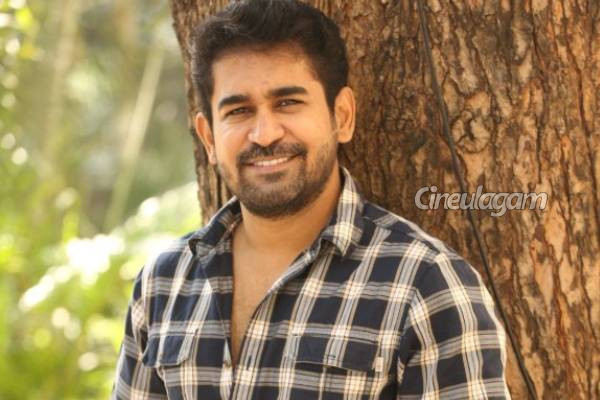 நடிகர் விஜய் ஆண்டனியா இது, திருமணத்தின் போது எப்படி உள்ளார் பாருங்க... வைரலாகும் போட்டோ | Vijay Antony Marriage Invitation Photo Goes Viral