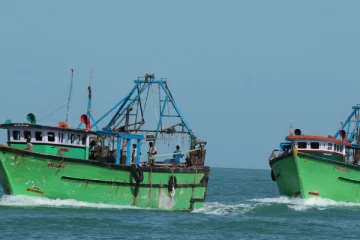 பாரம்பரியக் கடலில் ஒரு பகை எல்லை ? நிலாந்தன்