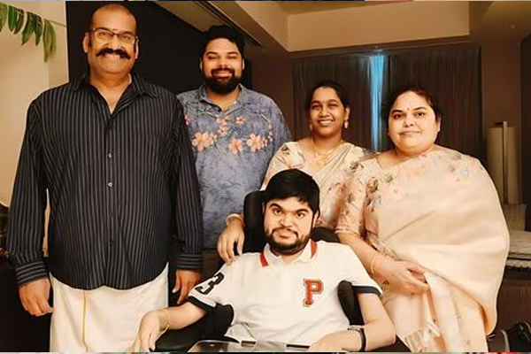வதந்திக்கு சரியான பதிலடி.... மருமகள் அக்ஷயாவை தடபுடலாக வரவேற்ற நெப்போலியன் | Actor Napoleon Welcomed Daughter In Law Akshaya
