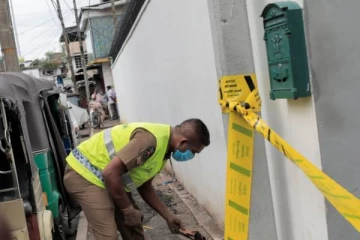 வெளிநாட்டிலிருந்து வந்து மனைவியை கொடூரமாக கொலை செய்த கணவன்!