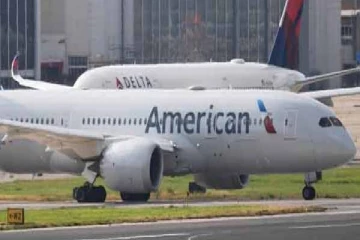 அமெரிக்காவில் முகக்கவசம் அணிய மறுத்த பயணிகள்...விமான சேவை ரத்து செய்யப்பட்டது!
