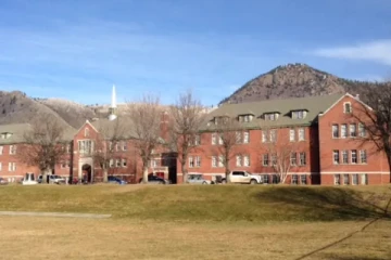 பள்ளிக்கு சென்று வீடு திரும்பாமல் மாயமான 4,100 சிறுவர் சிறுமியர்... கனடாவில் பயங்கரம்