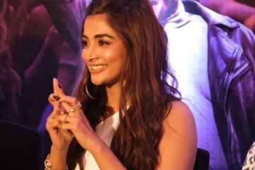 இந்த அடக்கவுடக்கம் போதுமா!! க்யூட் பூஜா ஹெக்டேவின் புகைப்படம்