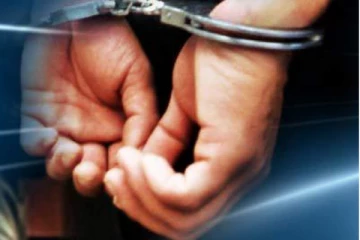 සංචාරක මග පෙන්නන්නෙකු 16 හැවිරිදි දරුවෙකු තිස්දහසකට ගායෙකුට විකුණයි...