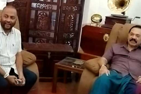 மகிந்தவை நேரில் சென்று பார்வையிட்ட முன்னாள் அமைச்சர் | Mahinda Amaraweera Who Went To See Mahinda