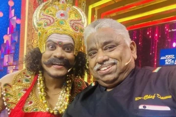 கரகாட்ட நடன கலைஞர்களுடன் நடனமாடி அசத்திய குக் வித் கோமாளி செஃப் தாமு.. வீடியோ இதோ