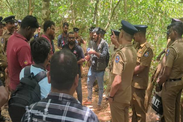 குருந்தூர்மலையில் பொலிஸாரின் தீவிர கண்காணிப்பில் பொதுமக்கள்! | Kurundurmalai Public Under Police Surveillance