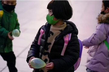 3 குழந்தைகள் பெற்றுக்கொள்ள அனுமதி.. குடும்ப கட்டுப்பாடு விதியை தளர்த்திய சீன அரசு