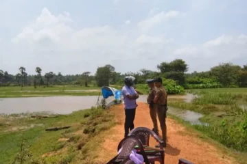 தமிழர் பகுதியில் ஆற்றில் சடலமாக மிதந்த குடும்ப பெண் ; தீவிரமாகும் விசாரணை