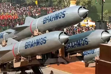 இந்திய கடற்படைக்கு வந்து குவியப்போகும் ஏவுகணைகள் ..!