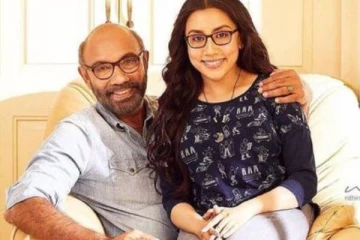 குட்டை ஆடையில் நடிகர் சத்யராஜின் மகள் திவ்யாவா? இளம் நடிகைக்கே டஃப் கொடுப்பாங்களோ..