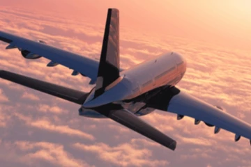 පියාසර කරමින් තිබූ ගුවන් යානයක බෝම්බ බියක්..