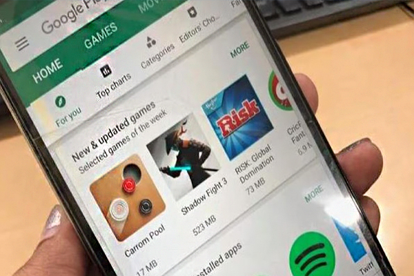 கூகுள் ப்ளே ஸ்டோரிலிருந்து நீக்கப்பட்ட பிரபல செயலிகள் | Google Play Store