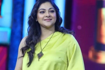 அதை பார்த்து எனக்கு வாய்ப்பு கிடைக்காமல் போச்சி!! கமல் பட நடிகை அபிராமி எமோஷ்னல்..