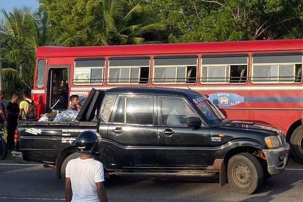 தமிழர் பகுதியில் முதியவரை பலியெடுத்த அரசபேருந்து (Photos) | He Government Bus Killed The Old Man