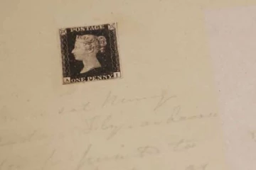 ஏலத்திற்கு வருகிறது ; உலகில் முதல் முறை பயன்படுத்தப்பட்ட அஞ்சல் தலை!