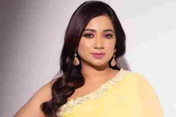 இந்திய சினிமாவின் பிரபல பாடகி ஸ்ரேயா கோஷலின் லேட்டஸ்ட் புகைப்படங்கள்