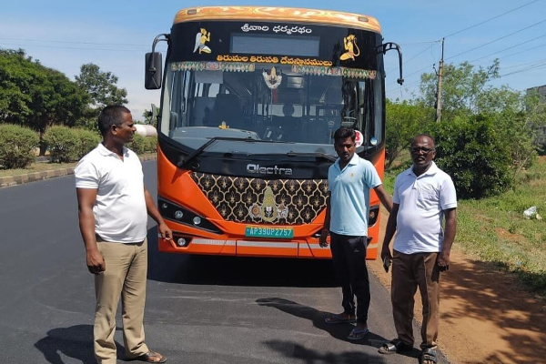electric-bus-hijacked-in-tirupati