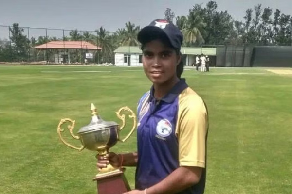 இந்திய துடுப்பாட்ட வீராங்கனை தூக்கில் தொங்கிய நிலையில் சடலமாக மீட்பு! | Odisha Womens Cricketers Body Recovered Injuries
