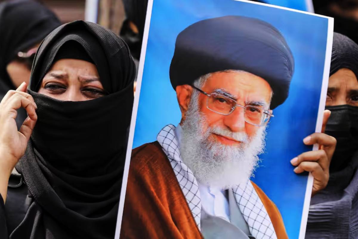 ஈரான் பதற்றத்திற்கு மத்தியில் கமேனியின் பிரியாவிடை நிகழ்வு! | Iran Ali Khamenei Funeral Farewell Ceremony Tehran