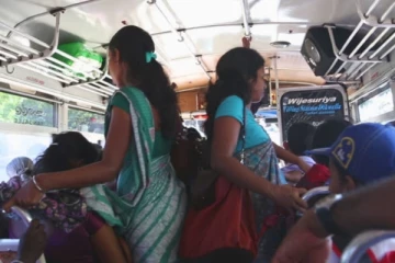 யாழில் வெளிநாட்டில் இருந்து வந்தவர்களுக்கு காத்திருந்த அதிர்ச்சி!