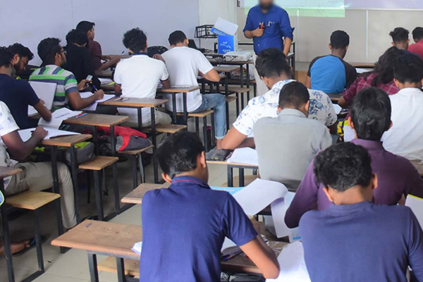 கிழக்கு மாகாணத்தில் தனியார் கல்வி வகுப்புகளுக்கு தடை | Ban On Conducting Private Education Classes