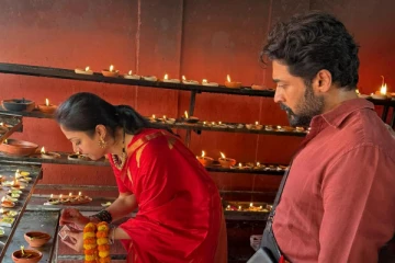 சூர்யா ஜோதிகா ஜோடியாக எங்கே சென்றிருக்கிறார்கள் பாருங்க.. வைரல் போட்டோ