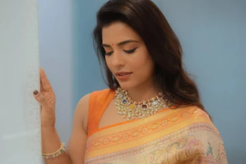 ஹோம்லி லுக்கில் நடிகை ஐஸ்வர்யா ராஜேஷ்.. அழகிய ஸ்டில்கள்