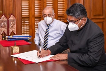 வடக்கின்  புதிய ஆளுநராக ஜீவன் தியாகராஜா நியமனம்