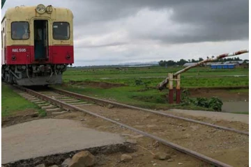 தந்தை மற்றும் மகனை பலியெடுத்த புகையிரதம்