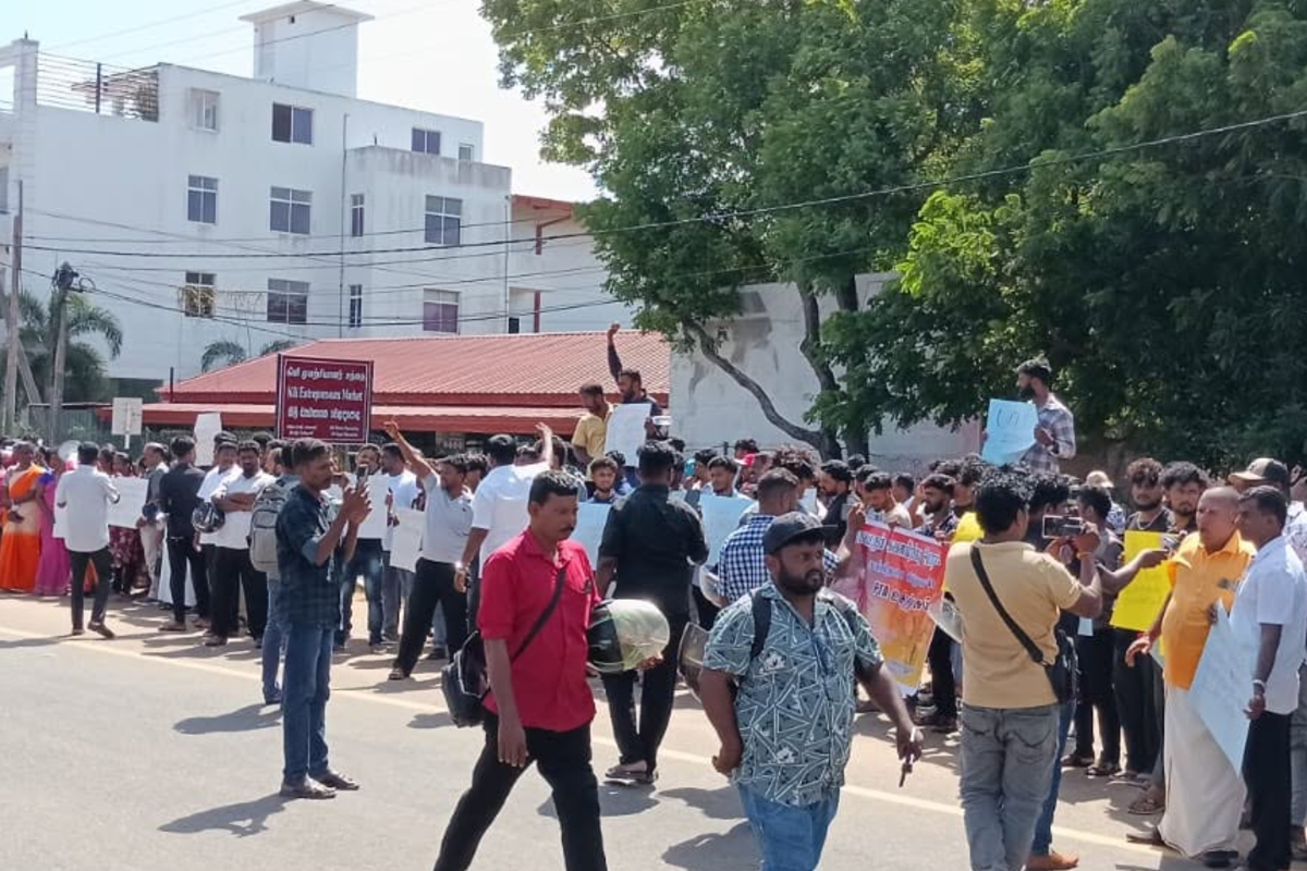 சங்கீதனை விடுதலை செய் ; கிளிநொச்சியில் ஆர்ப்பாட்டம் | Ltte Song Release Singar Protest In Kilinochchi