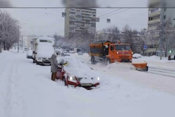 அமெரிக்காவில் கடுமையான பனிப்புயல்: ஐவர் பலி - செய்திகளின் தொகுப்பு