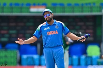 சமூக ஊடக தளங்களிலிருந்து விலக வேண்டும் - இந்திய வீரர்களிடம் வலியுறுத்திய ரோஹித் ஷர்மா