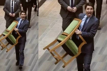 அழுதபடி உரையாற்றிய ஜஸ்டின் ட்ரூடோ - நாடாளுமன்ற நாற்காலியை எடுத்து சென்றது ஏன்?