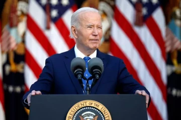 அதிகரித்துவரும் மூன்றாம் உலகப்போர் அச்சம்: சர்ச்சைக்குரிய ஆயுதம் வாங்க 725 மில்லியன் கொடுக்கும் அமெரிக்கா