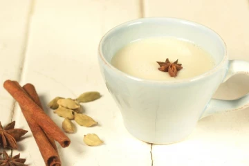 தேங்காய் டீ பற்றி உங்களுக்கு தெரியுமா? இந்த நன்மைகள் எல்லாம் ஒளிந்துள்ளதாம்..!