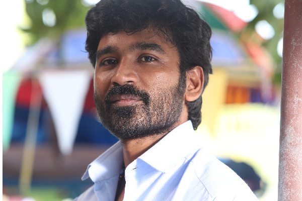 நேற்று நடந்த திருச்சிற்றம்பலம் படத்தின் சக்சஸ் பார்ட்டி! தனுஷுடன் பிரபலங்கள் எடுத்துக்கொண்ட போட்டோஸ்