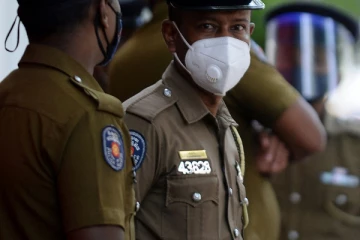 கொழும்பில் கடும் மோதல் - ஒருவர் கொடூரமாக வெட்டிக் கொலை