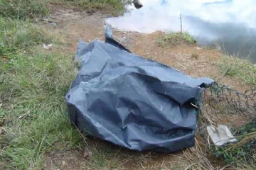 மர்மமான முறையில் சடலமாக மீட்கப்பட்ட தாய்: பாரிய துயரத்தில் மூன்று பிள்ளைகள்!