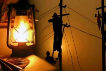 பல பகுதிகளில் மின்சார விநியோகம் தடை