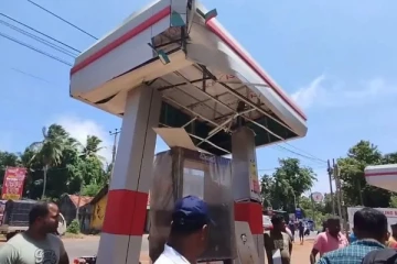 மன்னார் நோக்கி பயணித்த சொகுசு பேருந்து விபத்து