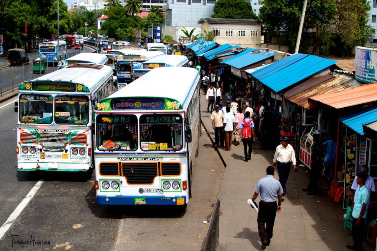 அதிகரிக்கப்பட்டுள்ள பேருந்து கட்டணங்கள்: வெளியானது புதிய பட்டியல் | Bus Fares To Increase By 12 19 From Midnight Today