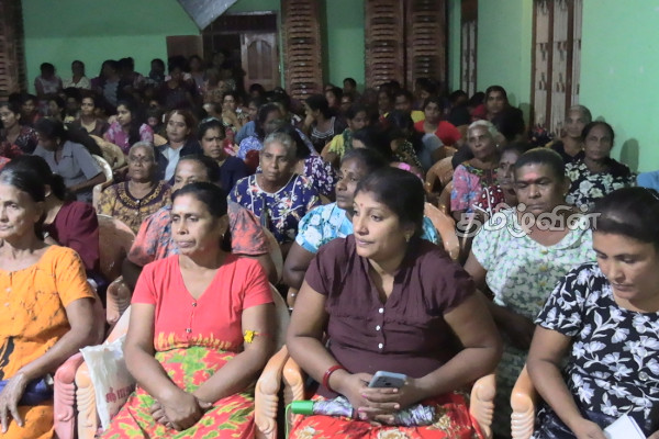 மக்களின் போராட்டத்தினை அரசியல் ரீதியான போராட்டம் என திசை திருப்ப முயற்சி | Divert People S Struggle Into A Political Struggle மக்களின் போராட்டத்தினை அரசியல் ரீதியான போராட்டம் என திசை திருப்ப முயற்சி | Divert People S Struggle Into A Political Struggle