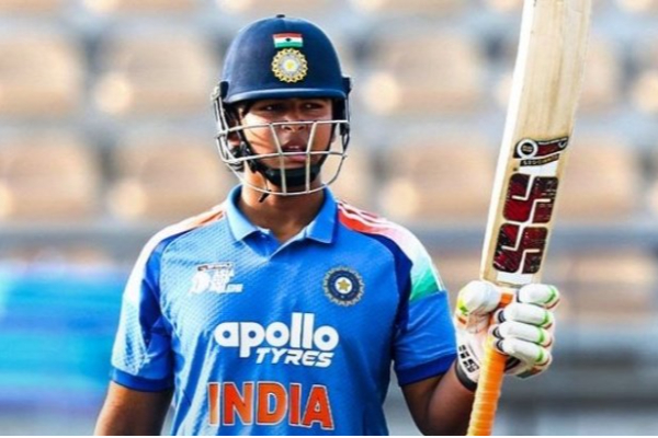 17 ஆண்டு கால உலக சாதனையை முறியடித்த வைபவ் சூர்யவன்ஷி - 433 குவித்த இந்தியா | Vaibhav Suryavanshi Hit 14 Sixes Most Sixes In U19