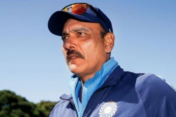 ‘‘என்னை குற்றம் சொல்லாதிங்க ஒட்டுமொத்த நாடே  திறந்திருக்கிறது’’  - கொரோனா விமர்சனத்திற்கு ரவி சாஸ்திரி பதிலடி