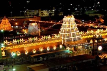 மழை காரணமாக திருப்பதி நடைபாதை 2 நாட்களுக்கு  மூடல்